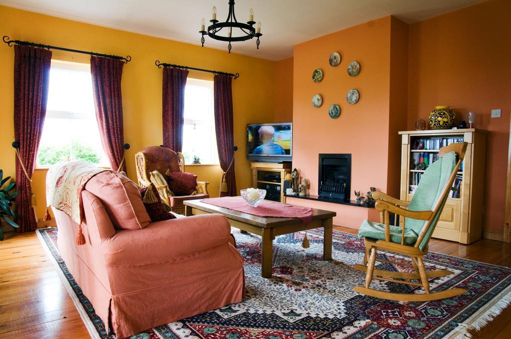 Lake Rise Holiday Home At Kilmaddaroe Carrick-on-Shannon Room photo